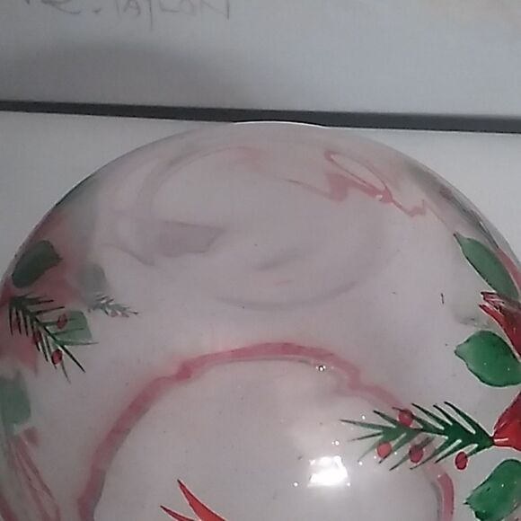 Poinsettia Glass Bowl #1 - Picture 6 of 6